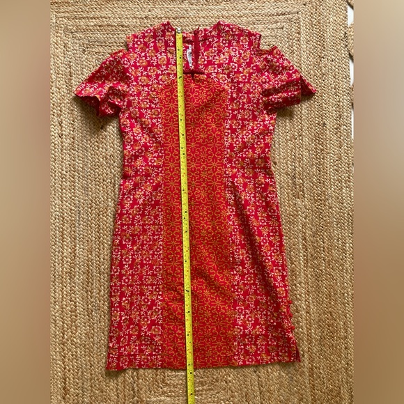 Red Dress - Batik Print Size M - Picture 11 of 16